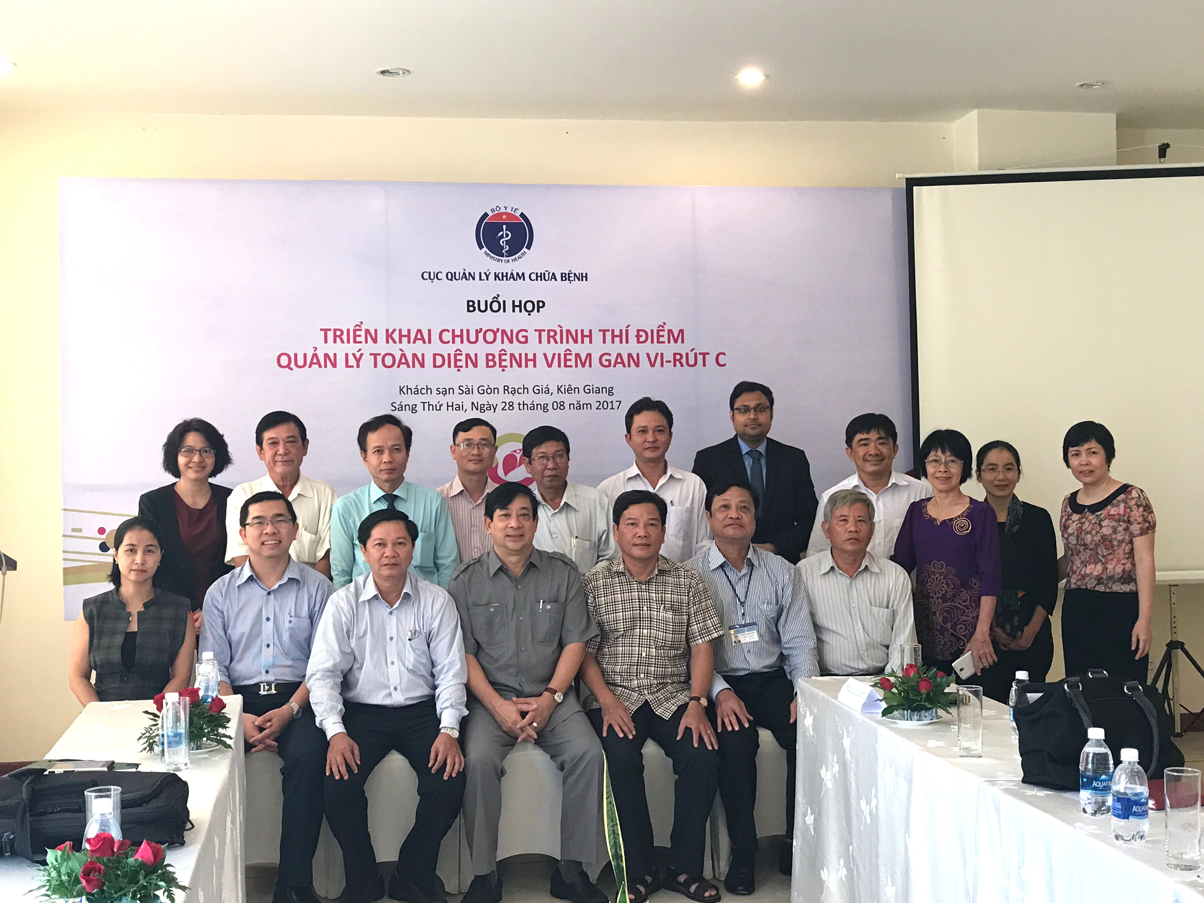 Medic-Lab hợp tác nghiên cứu cộng đồng với Cục Khám chữa bệnh - BV ĐK tỉnh Kiên Giang về viêm gan siêu vi C